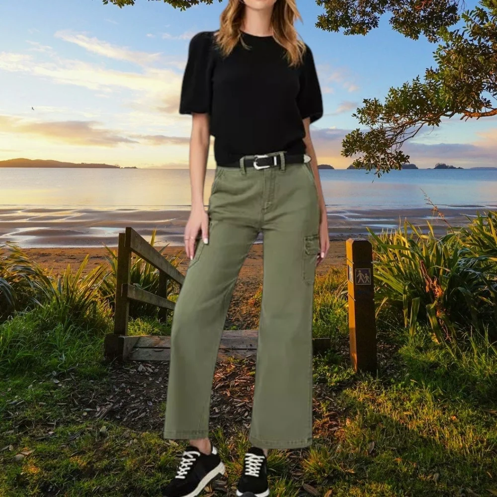 PAIGE Carly Wide Leg Cargo Pocket Jeans – Vintage Ivy Green, Size 32 (10-12) - Picture 4 of 16